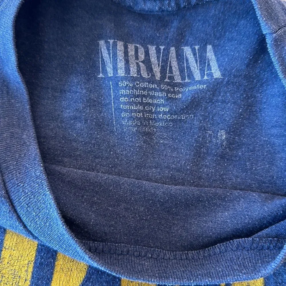 NIRVANA T-Shirt Worn but No Holes or Real‎ Damage Pit to Pit 19
